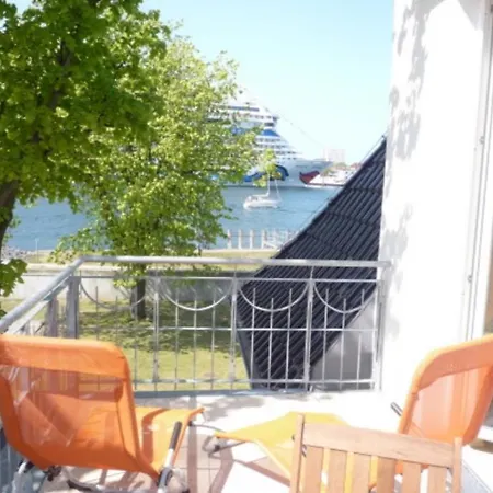 Lotsenhaus, Suedblick, Ein Traum Apartment Rostock