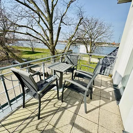 Lotsenhaus, Suedblick, Ein Traum 아파트 *